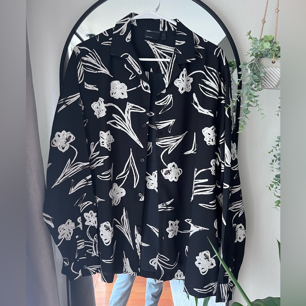 NWOT Floral Button up